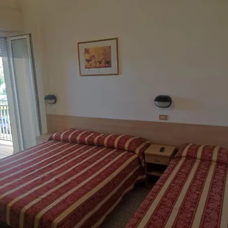 Hotel Diana